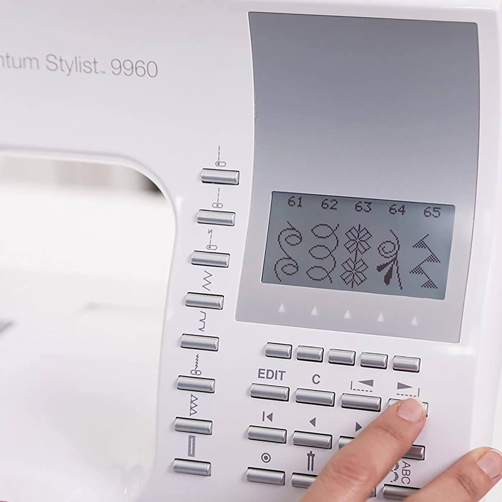 Singer Quantum Stylist 9960 Sewing Machine 4 Singer Quantum Stylist 9960 Sewing Machine - Image 4